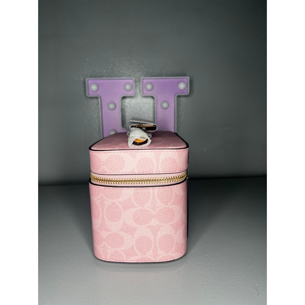 Coach Powder Pink Vanity Cosmetics Case - Picture 2 of 7